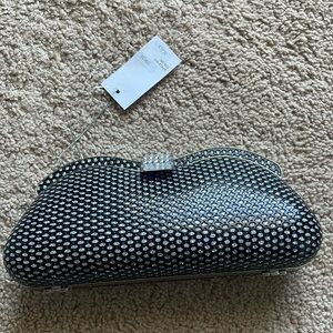 Vogue passion evening bag NWT BLACK SILVER Diamanté  CLASP. 2 Metal straps